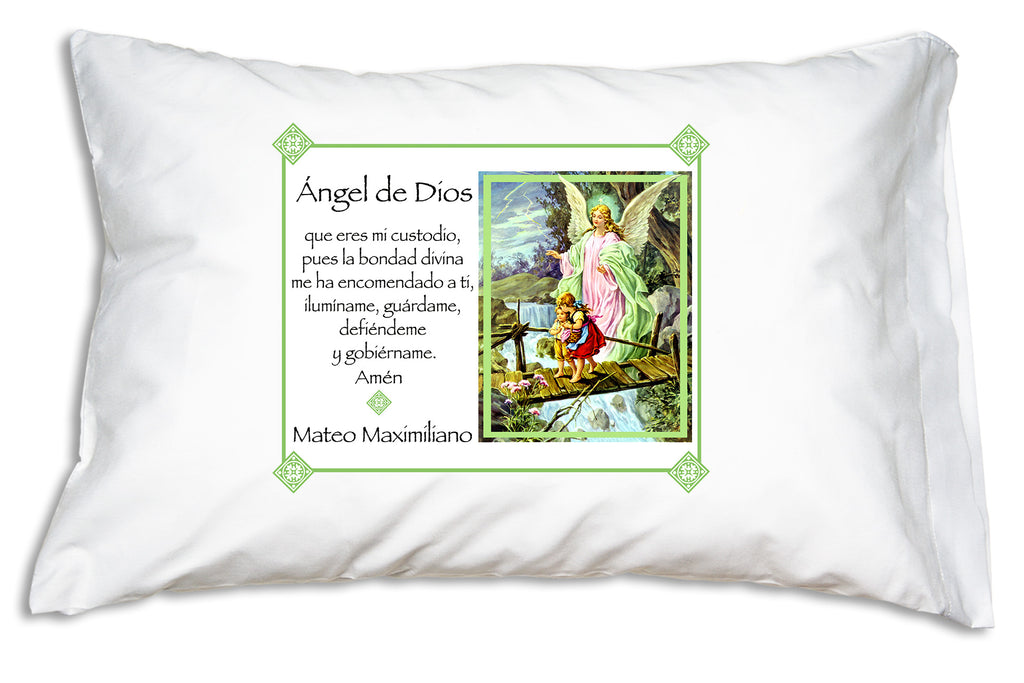 Here's what our pretty Ángel de la Guarda Prayer Pillowcase/Verde looks like when you personalize it.