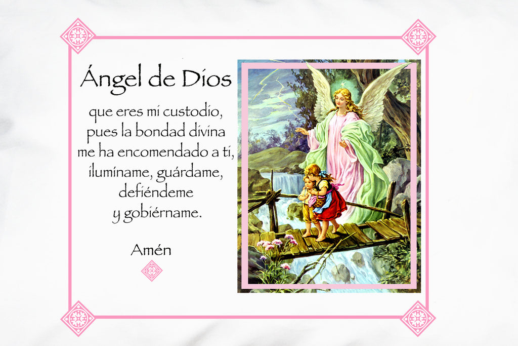 Closeup of the Ángel de la Guarda Prayer Pillowcase/Rosa with Ángel de Dios (Angel of God) prayer. 